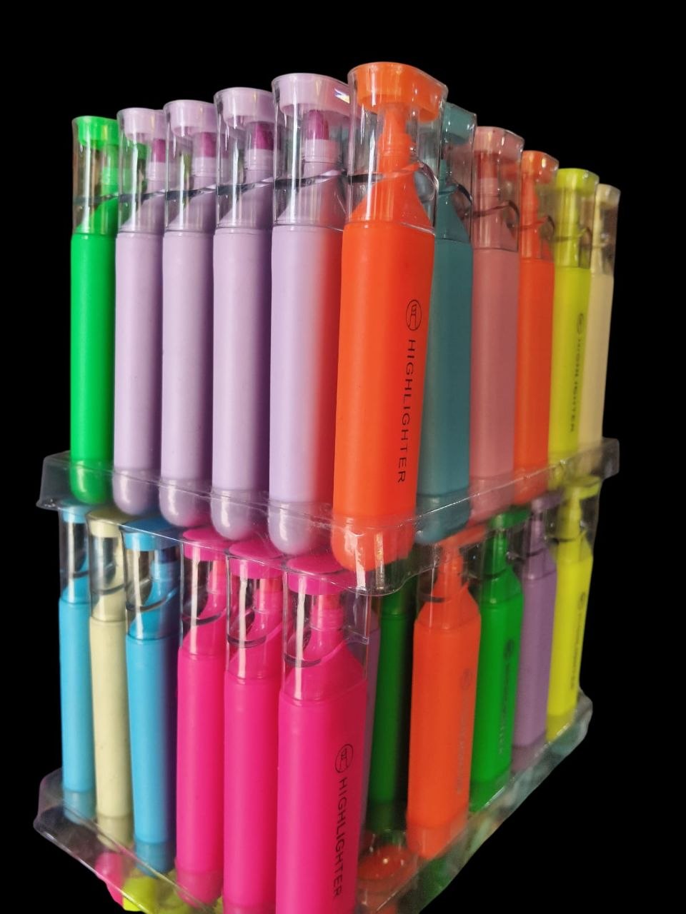 Vibrant Highlighter Pen  – Smooth Ink & Long-Lasting One piece Set of 3